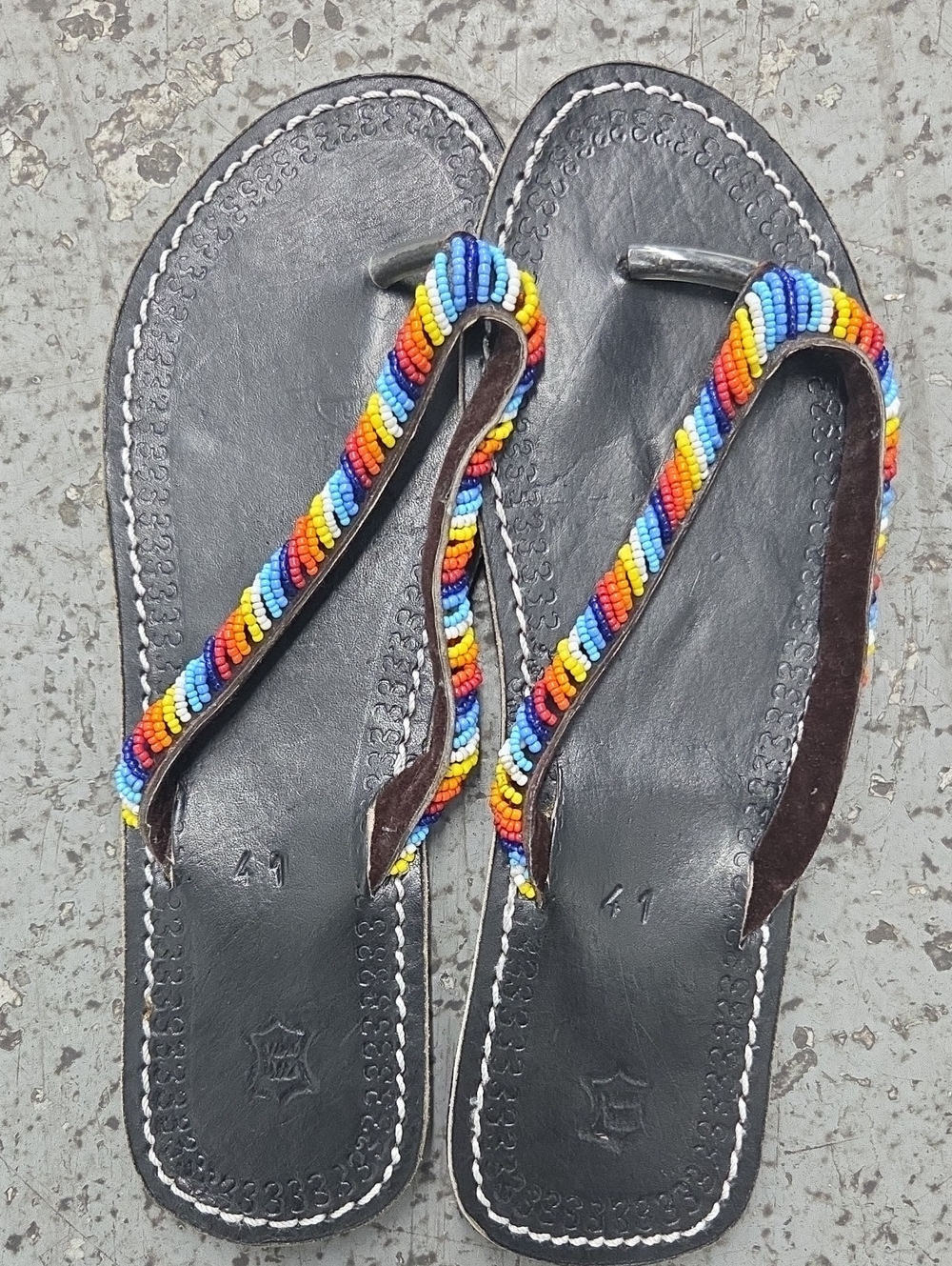 Source Unknown Black Leather Flip Flop Sandals with Multicolor Beaded Straps